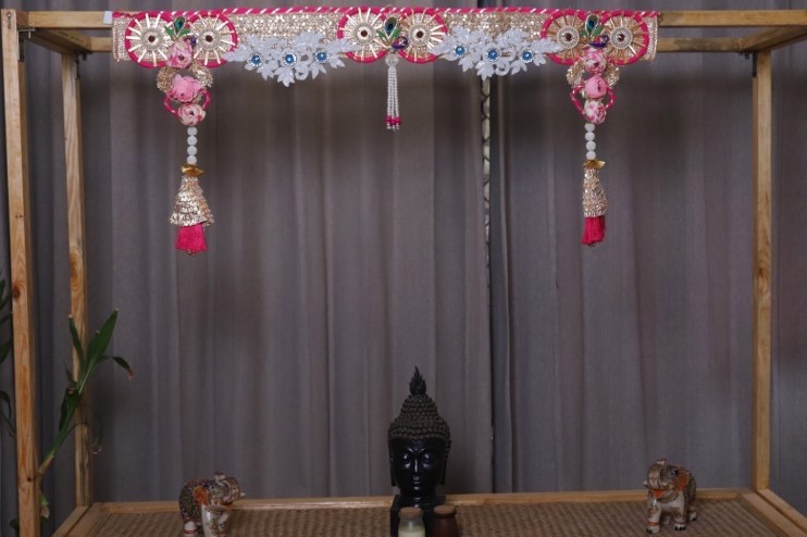 116a Majestic floral bandhanwar - Image 1