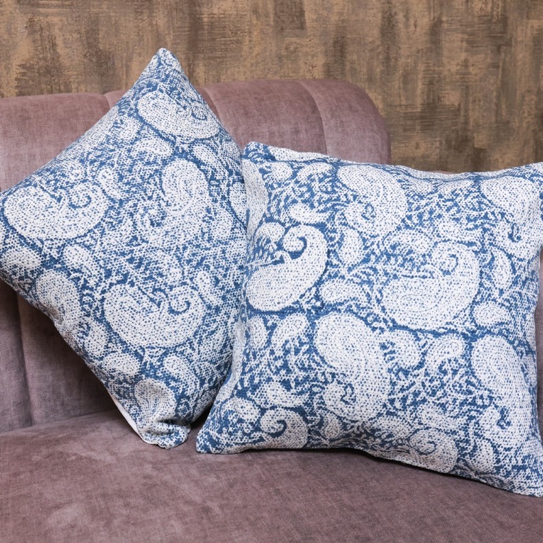 150a Vintage Blue Porcelain Cotton Cushion Covers - Image 1