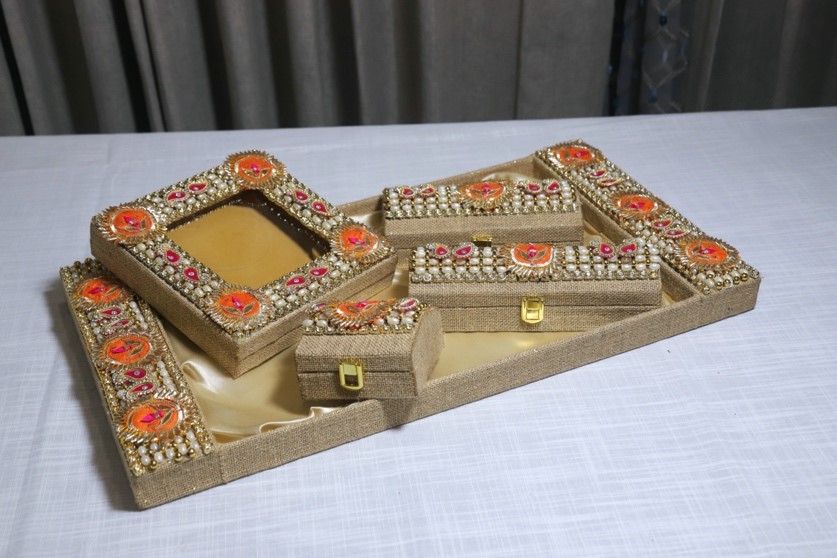 179a Regal Bridal & Groom Jewelry Box Set - Image 1