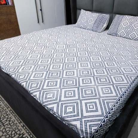 421 Modern Mosaic Bedsheet - Image 1